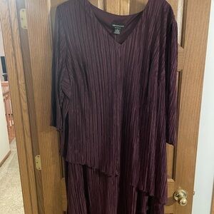 Elegant Long Sleeve Burgundy Dress
